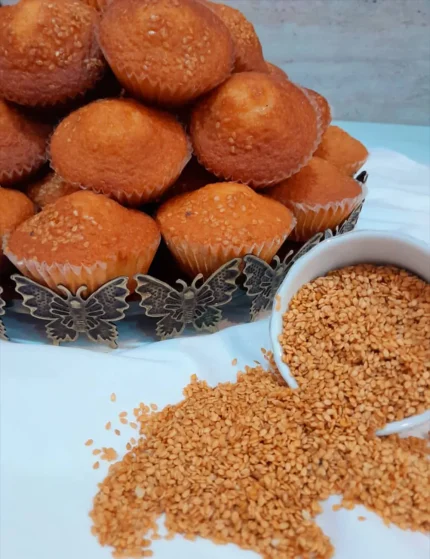 کیک فنجانی کنجدی